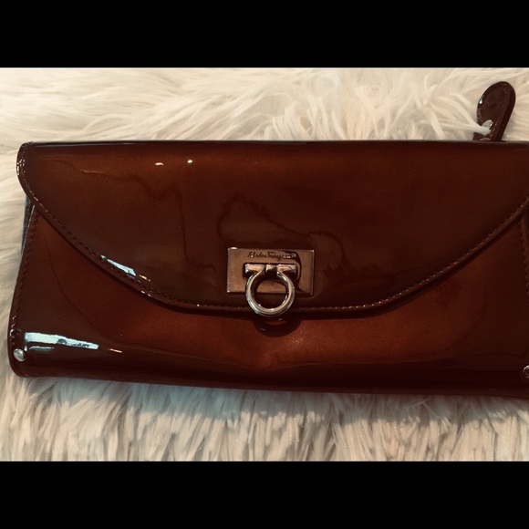 Ferragamo Brown Patent Wallet - Picture 5 of 8